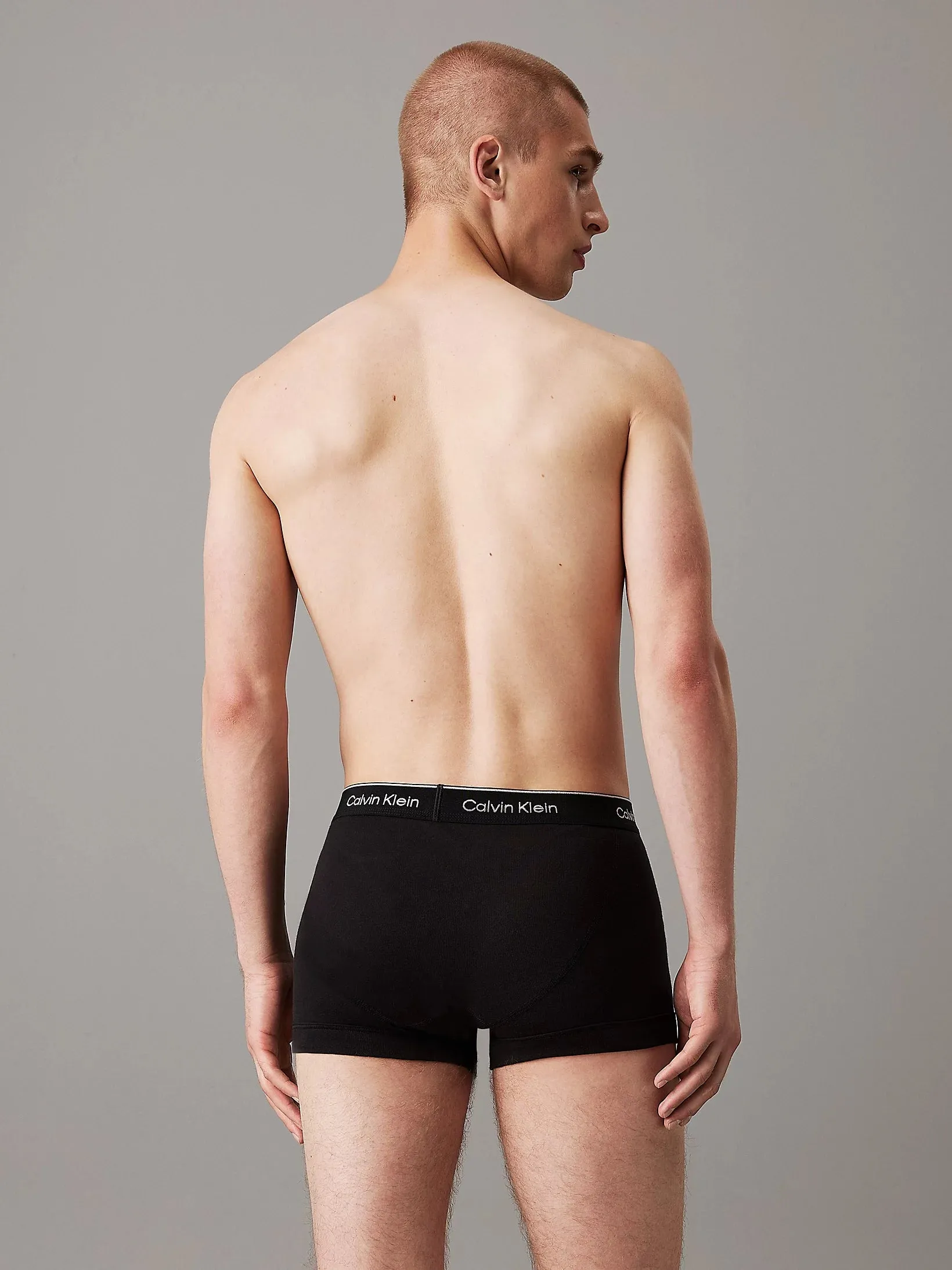 Calvin Klein COTTON CLASSICS Mens 3 Pack Trunks Black