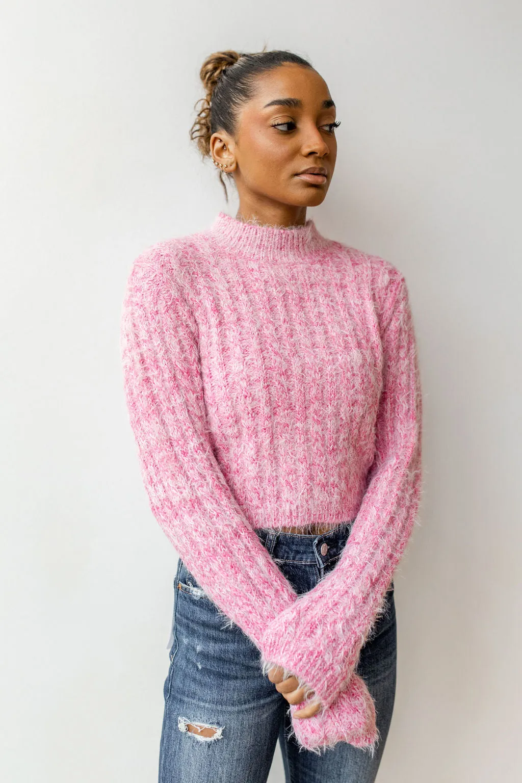 fluff cable crop sweater