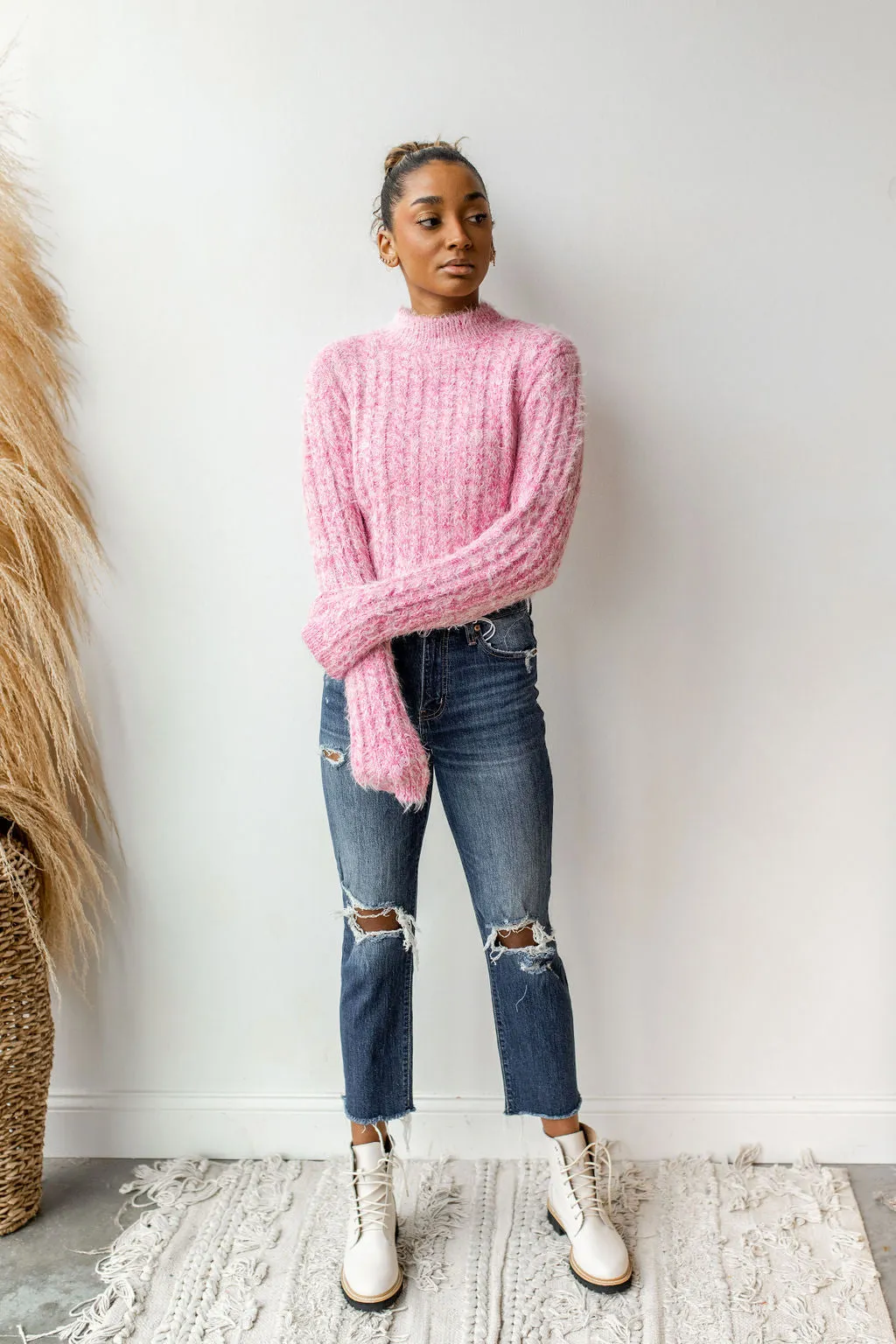 fluff cable crop sweater