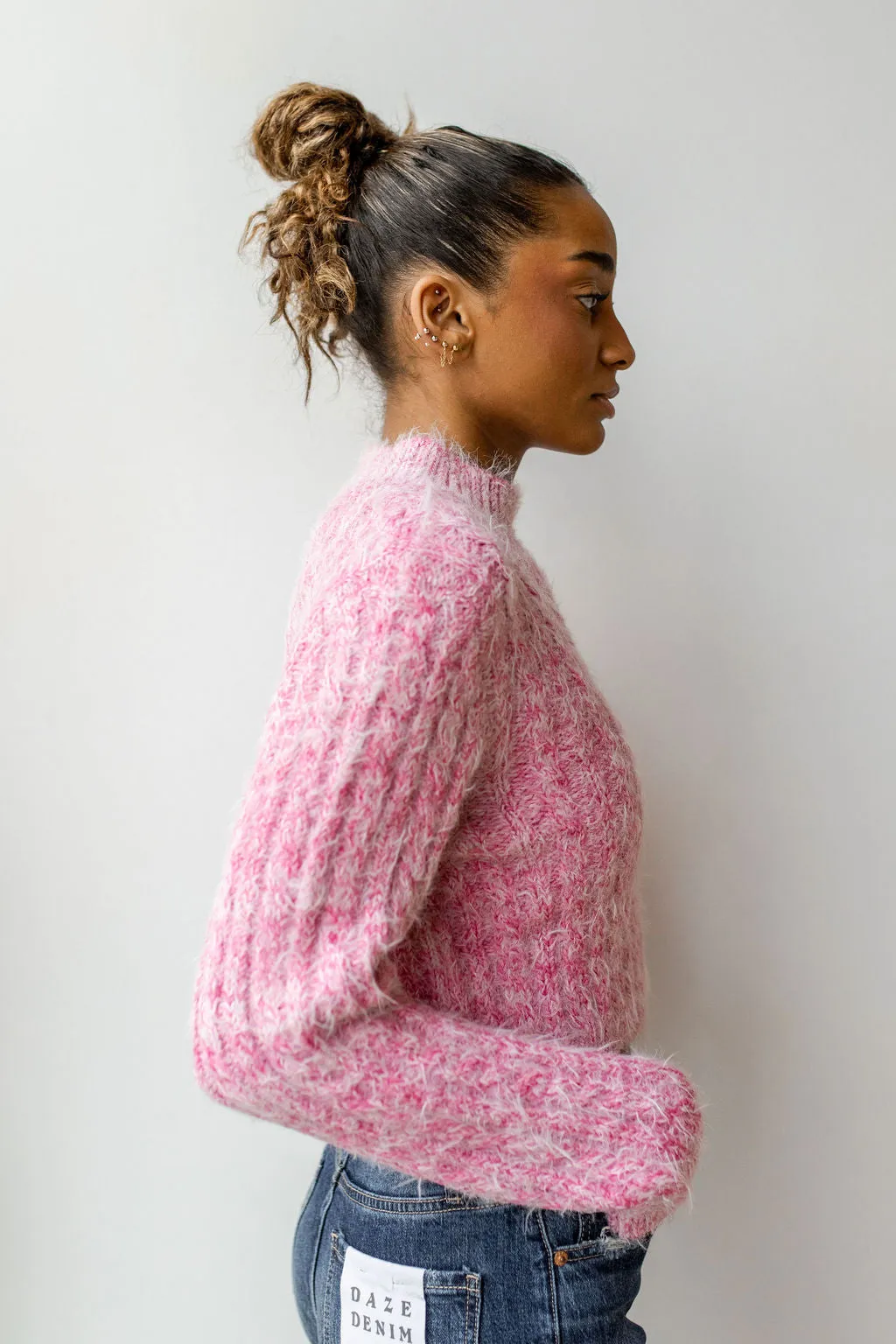 fluff cable crop sweater