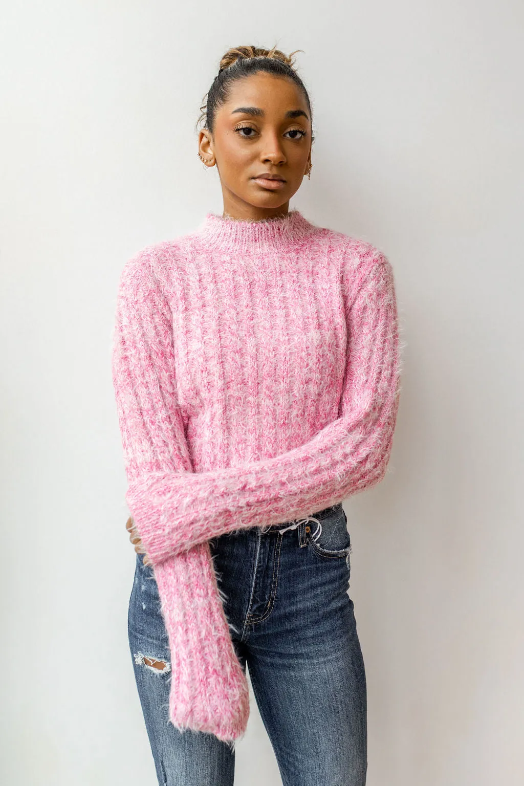 fluff cable crop sweater