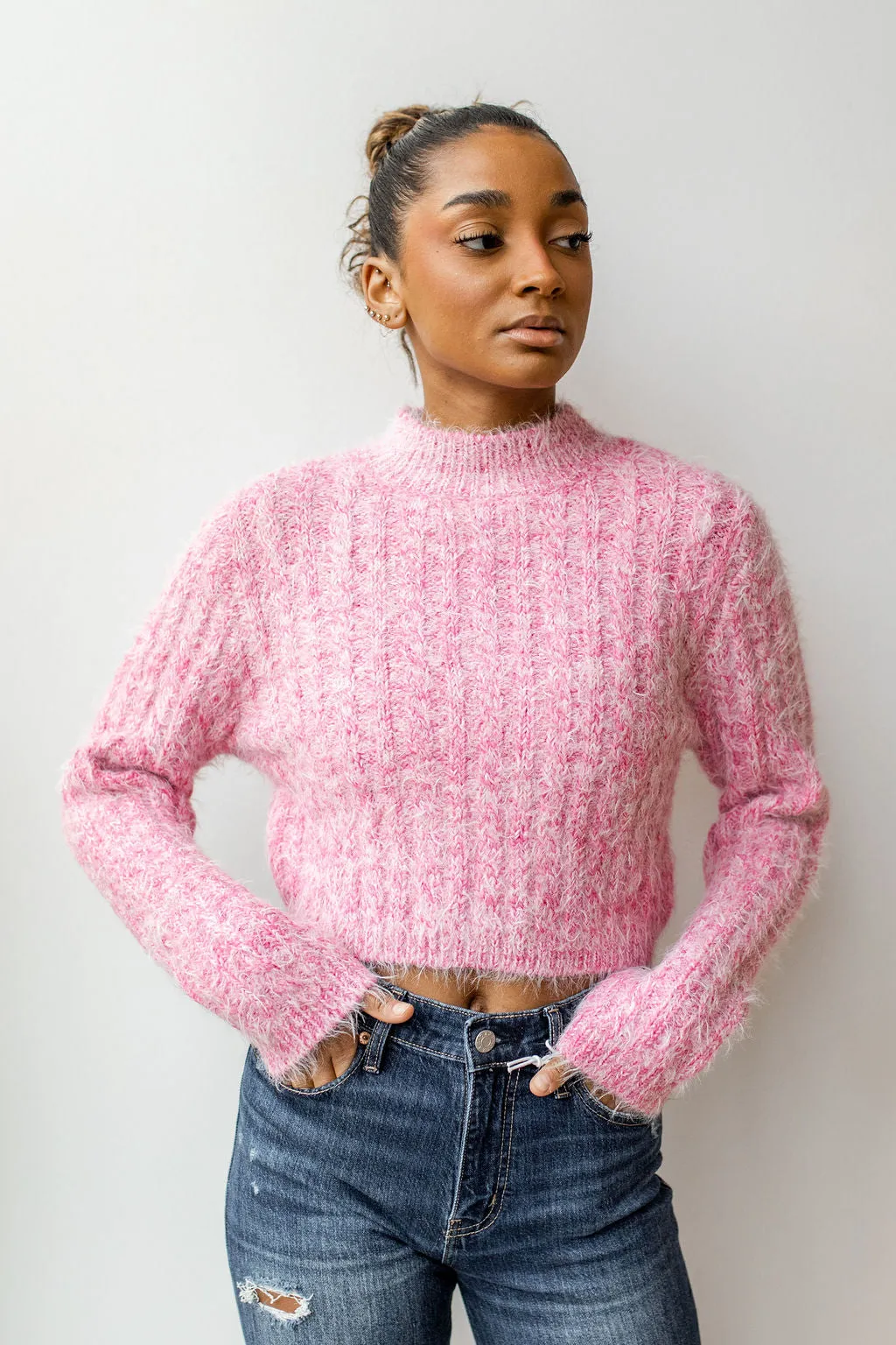 fluff cable crop sweater
