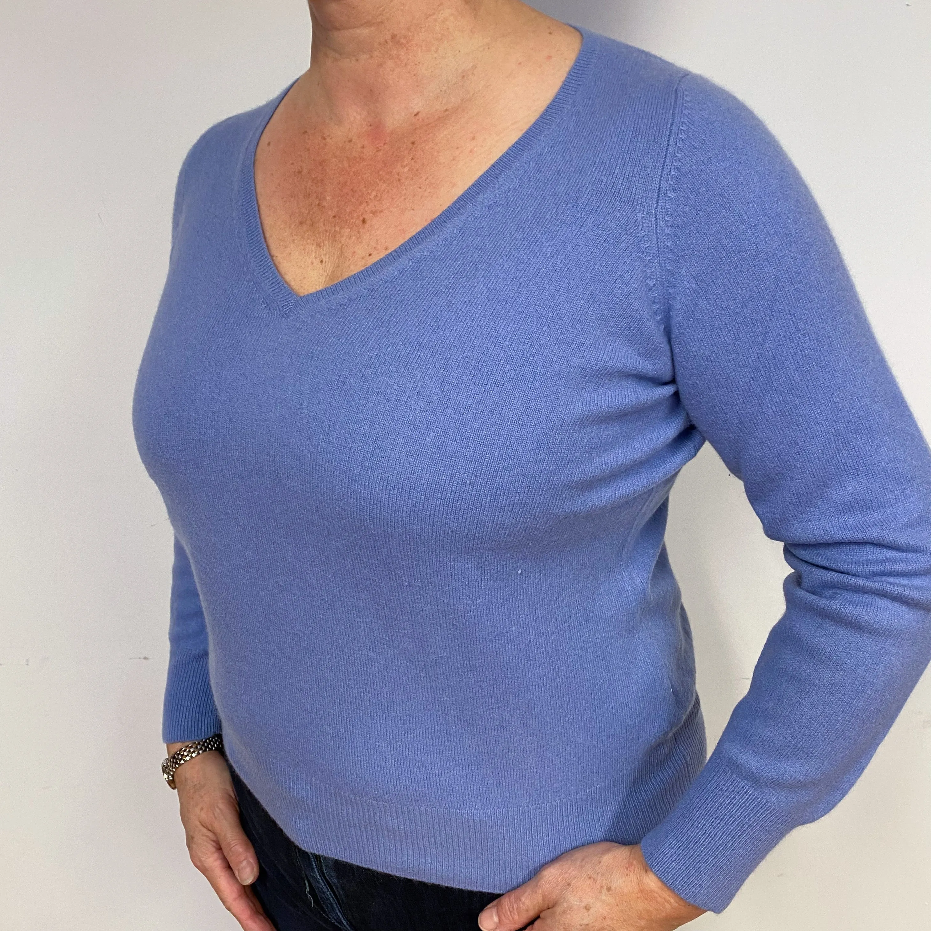 Periwinkle Blue Cashmere V-Neck Jumper Large