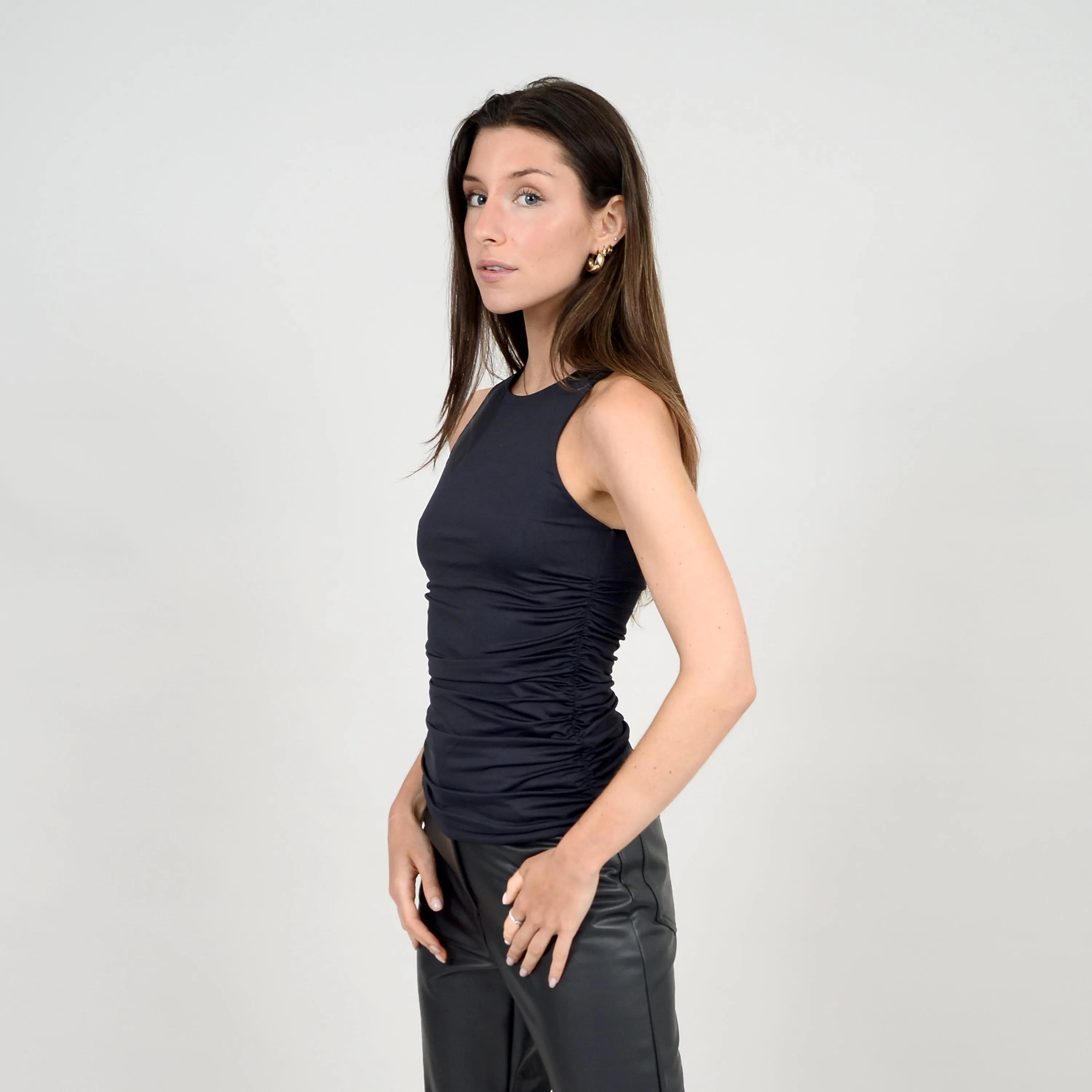 SECOND SKIN BY RD STYLE  WOMEN'S RIYAN HIGH CREW SIDE SHIRRING SHELL TANK-WHITE, BLACK, NOMAD