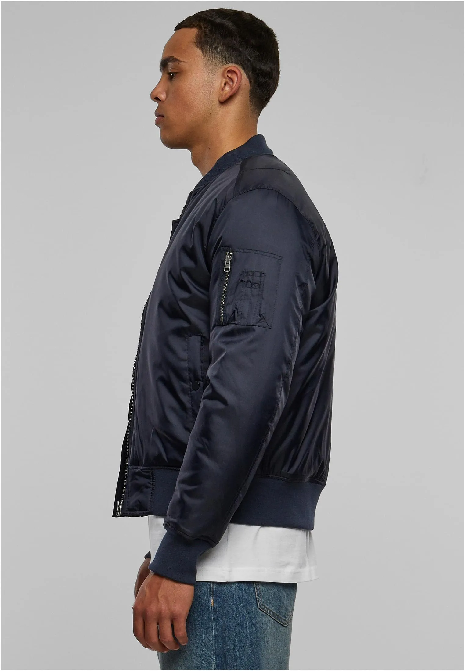 UC Bomber Jacket Basic
