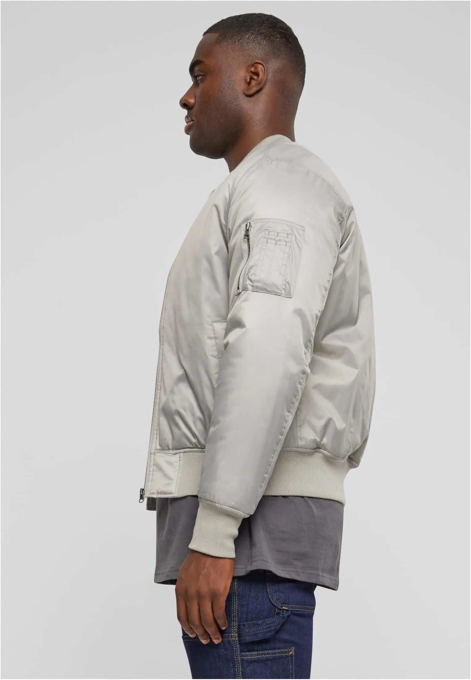 UC Bomber Jacket Basic