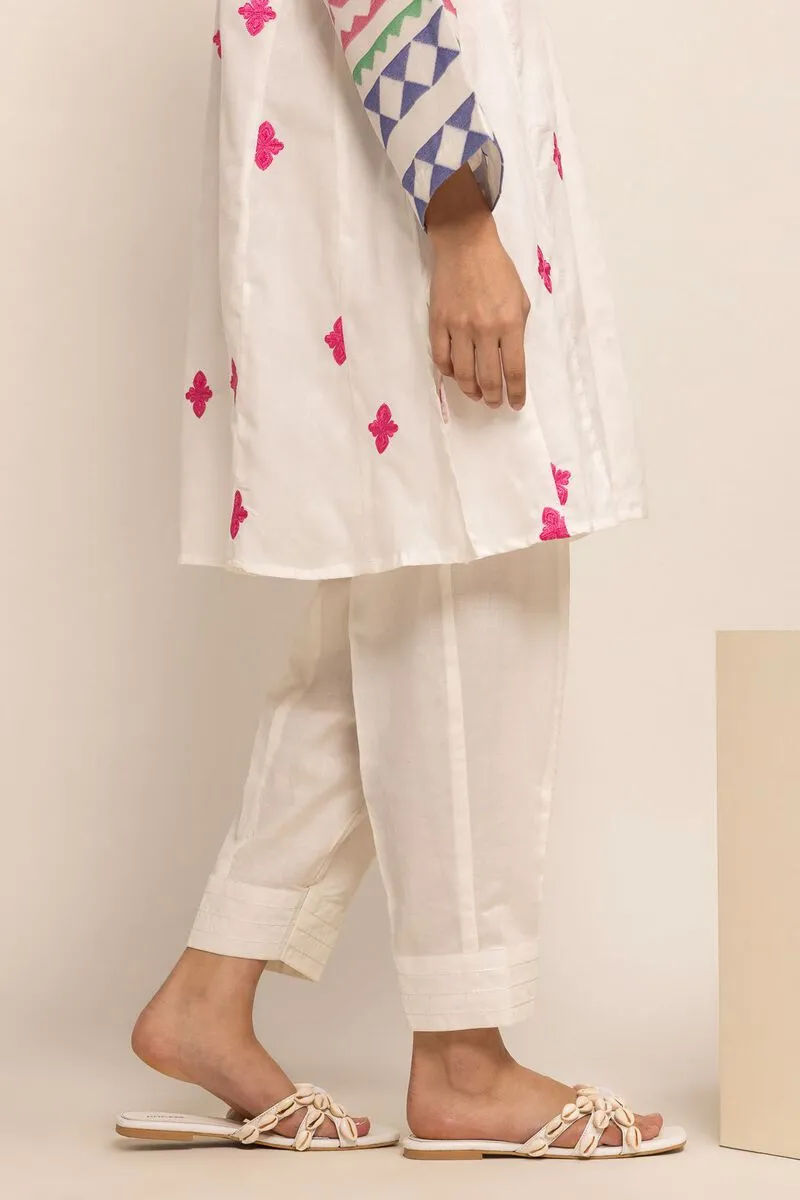Winter Essentials 23 - Tapered Shalwar Eeb23518
